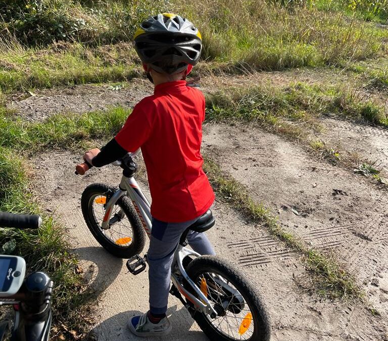 kinderen zelf naar school fietsen leeftijd